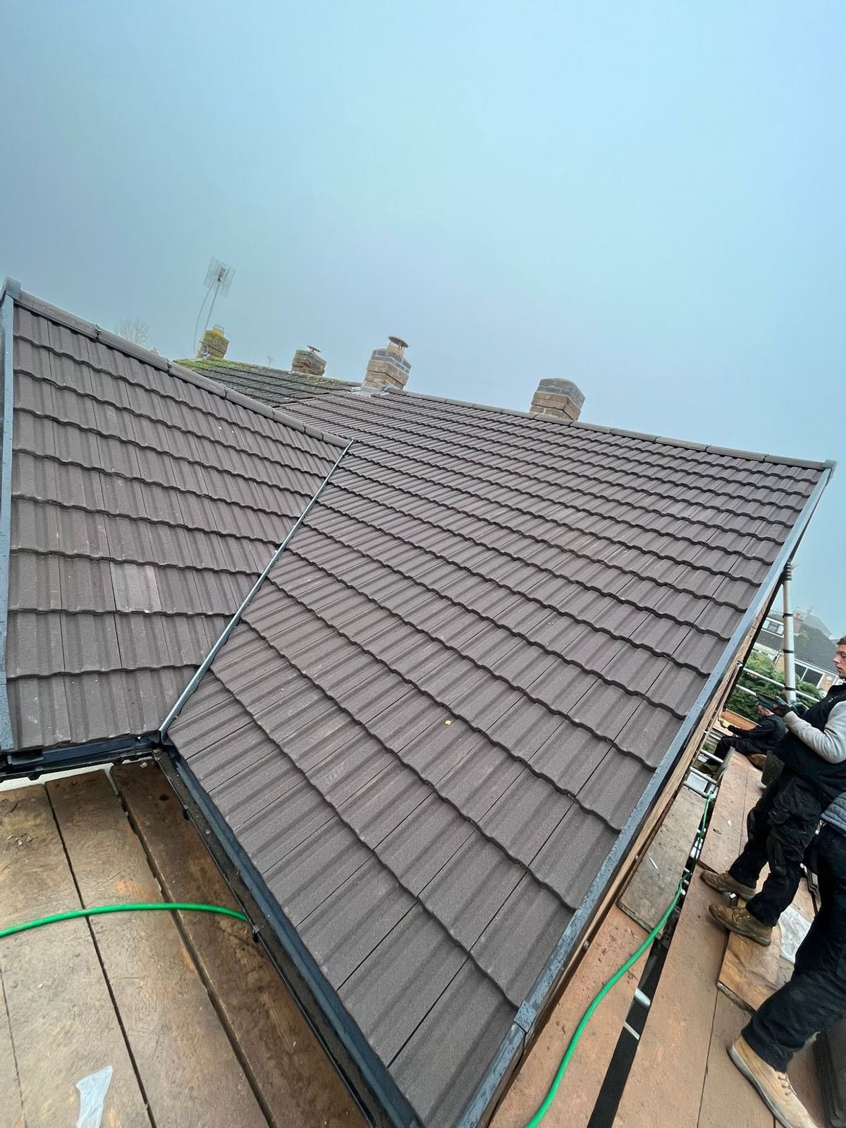 Roof repairs and leaks by Leicestershire Roofing